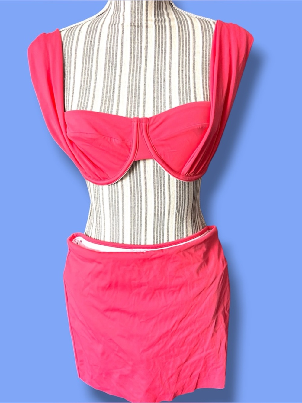 VENUS Neon Pink Underwire Bra and Matching Skirted Bottom
